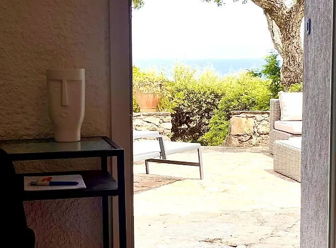 Les Collines Hébergement de vacances